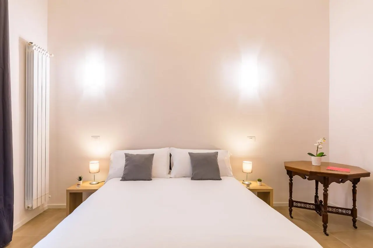 Art Apartment At Sanita By Wonderful Italy Naples
