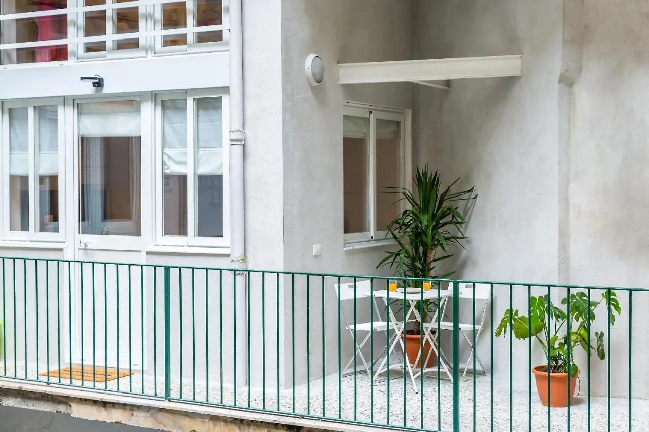 Art Apartment At Sanita By Wonderful Italy Naples